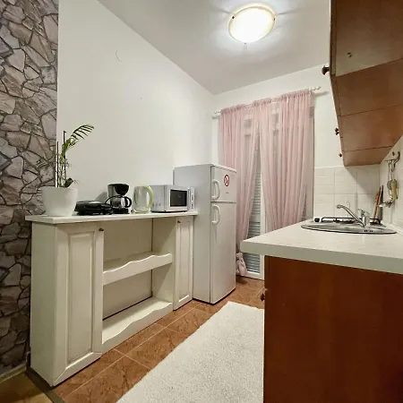 Vesnica * Crikvenica